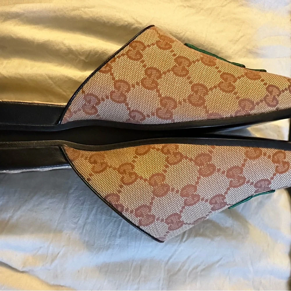 SOLD!!! GUCCI X LA DODGERS Monogram Mules with  LA GUCCI x MLB NEW BOX & COVER - Picture 9 of 16